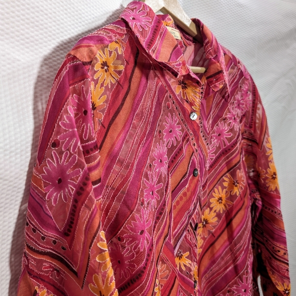 Choices Sheer Bright Pink Floral Button Down Top - 1X - Picture 5 of 8